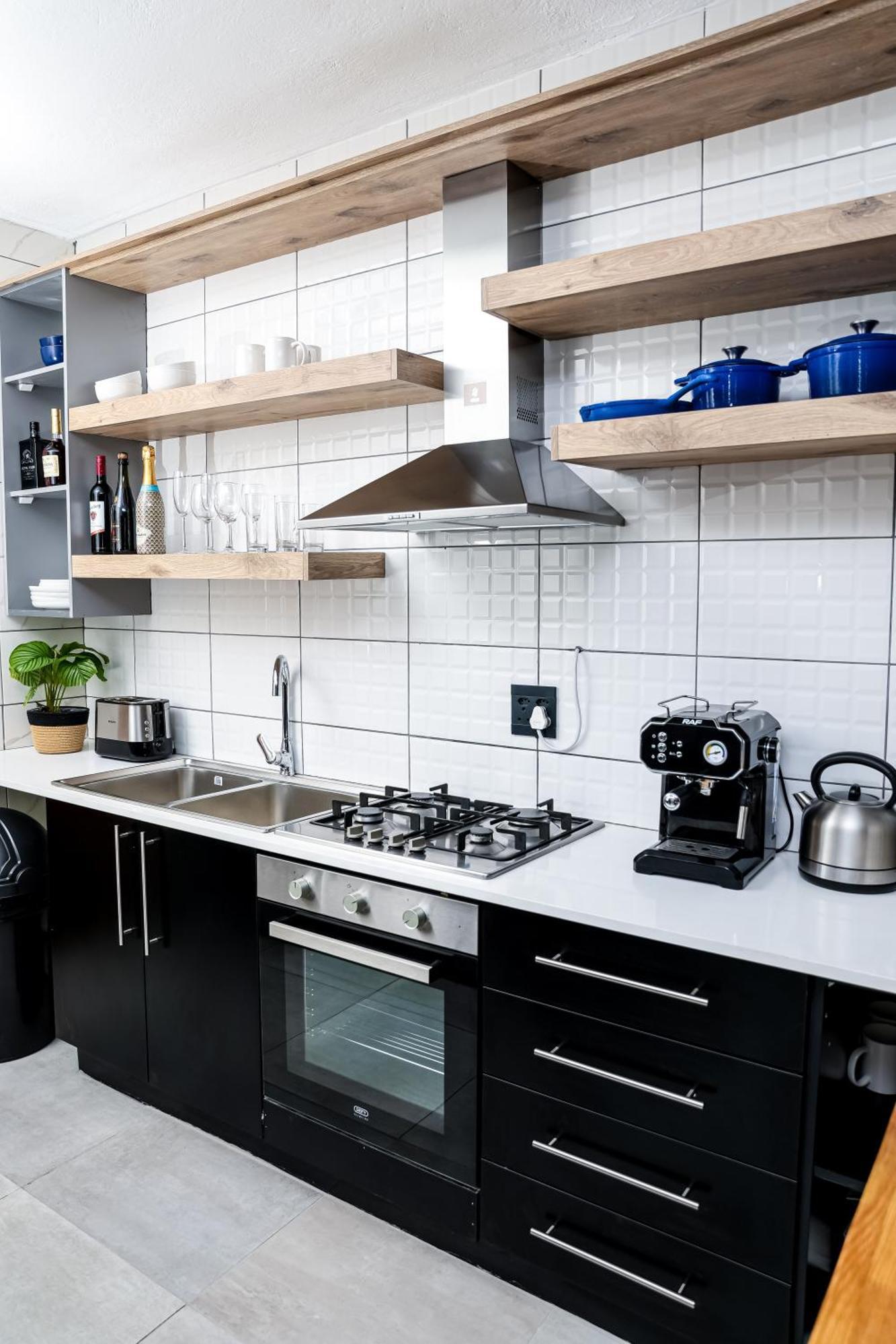 Mills Pad With 2-bedroom Apartment *
